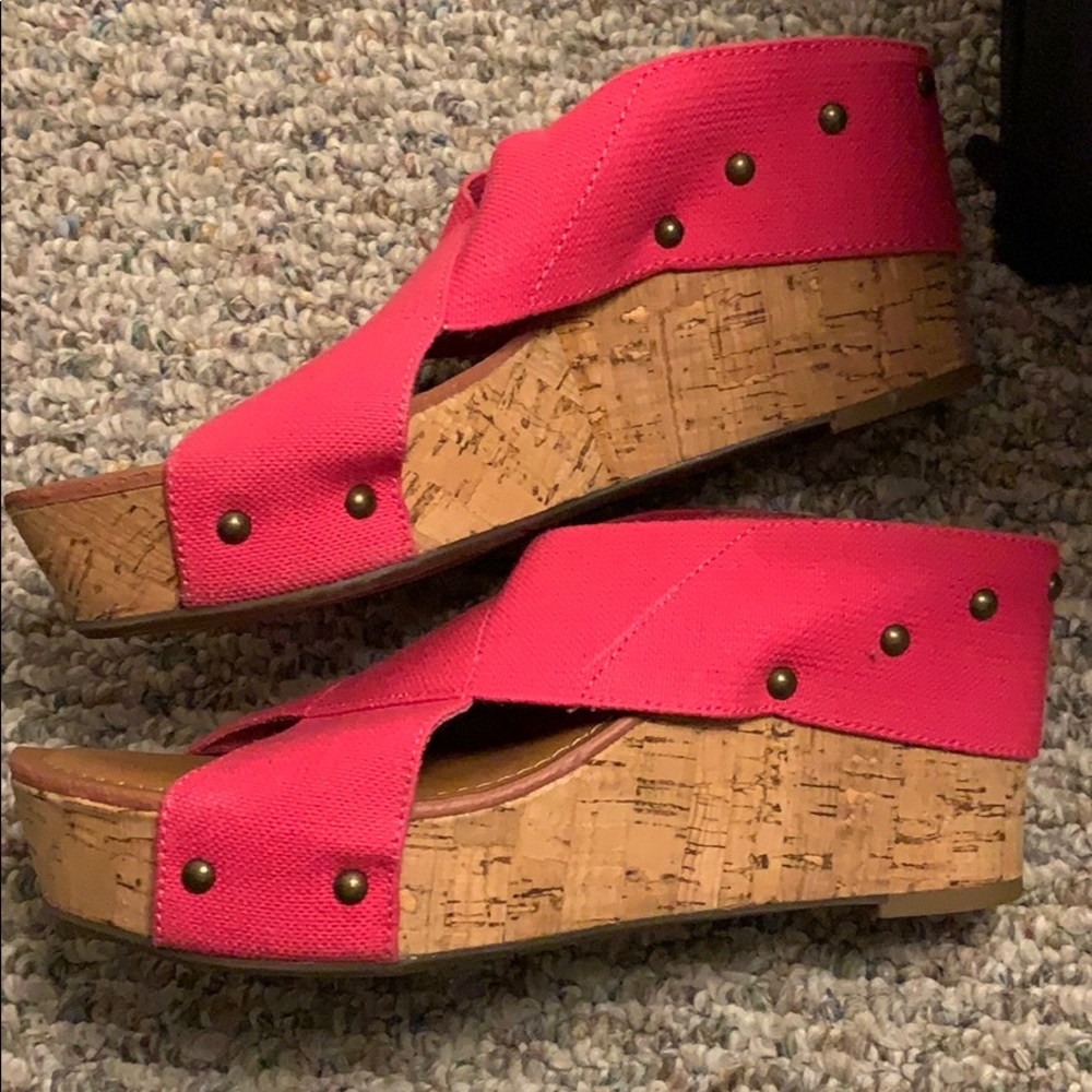 Sandals - Picture 2 of 2